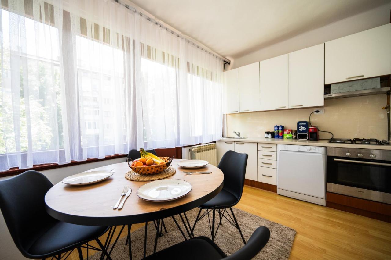 Cozy One-Bedroom Apartment Near City Center سراييفو المظهر الخارجي الصورة