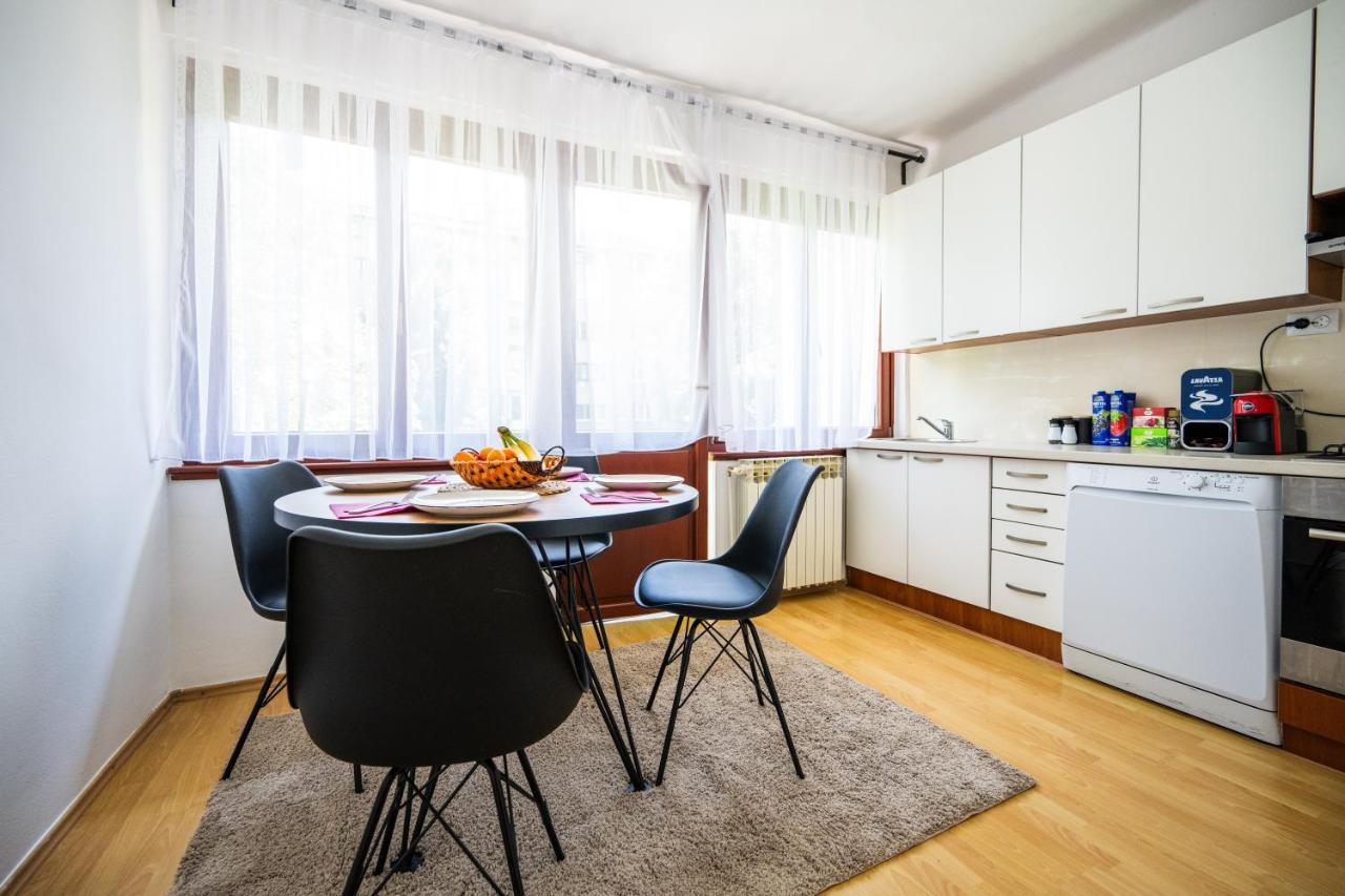 Cozy One-Bedroom Apartment Near City Center سراييفو المظهر الخارجي الصورة