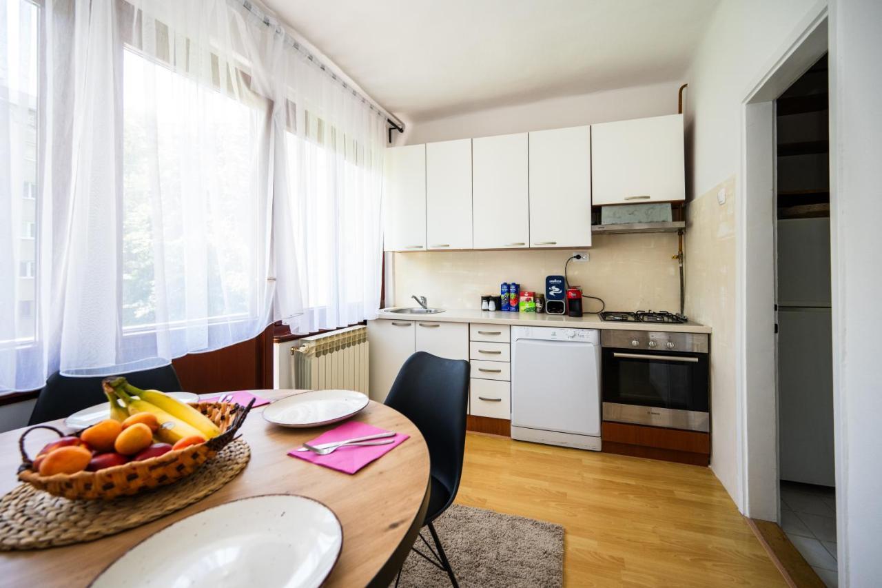 Cozy One-Bedroom Apartment Near City Center سراييفو المظهر الخارجي الصورة
